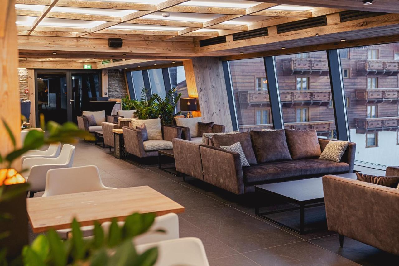 Hotel Meta Resort & Vine Spa Щирк Екстериор снимка