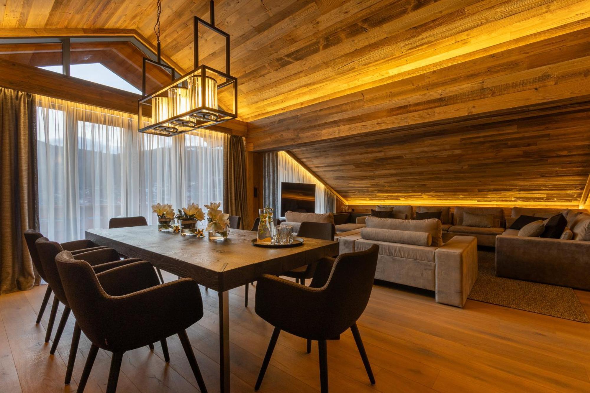 Hotel Meta Resort & Vine Spa Щирк Екстериор снимка