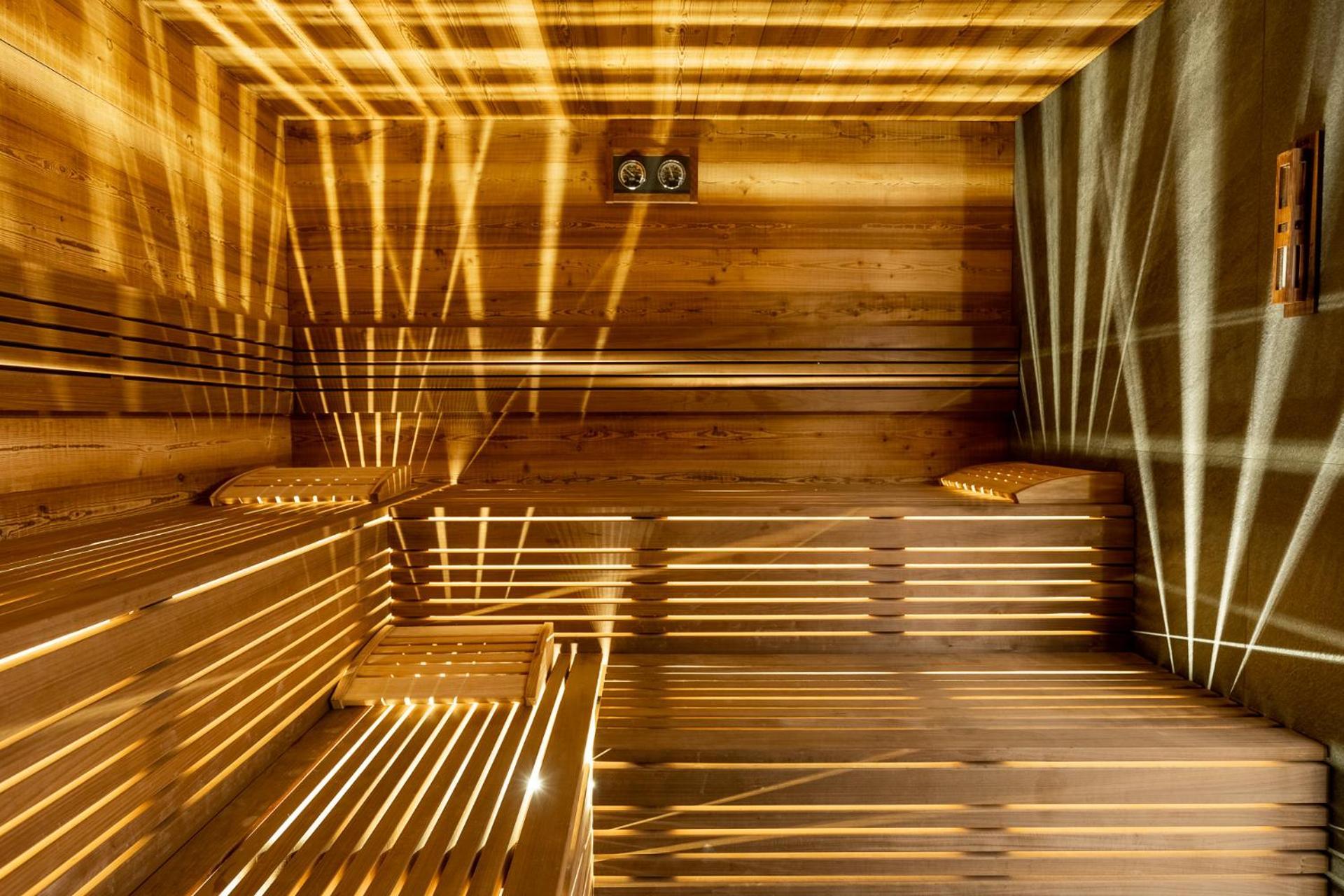 Hotel Meta Resort & Vine Spa Щирк Екстериор снимка