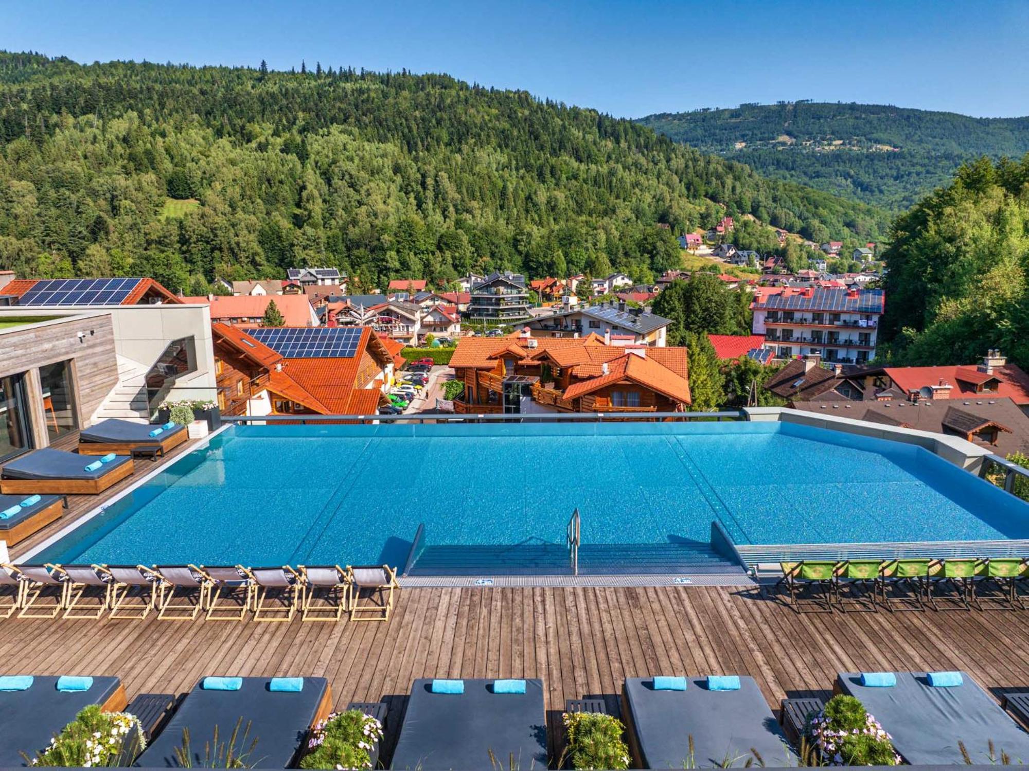 Hotel Meta Resort & Vine Spa Щирк Екстериор снимка